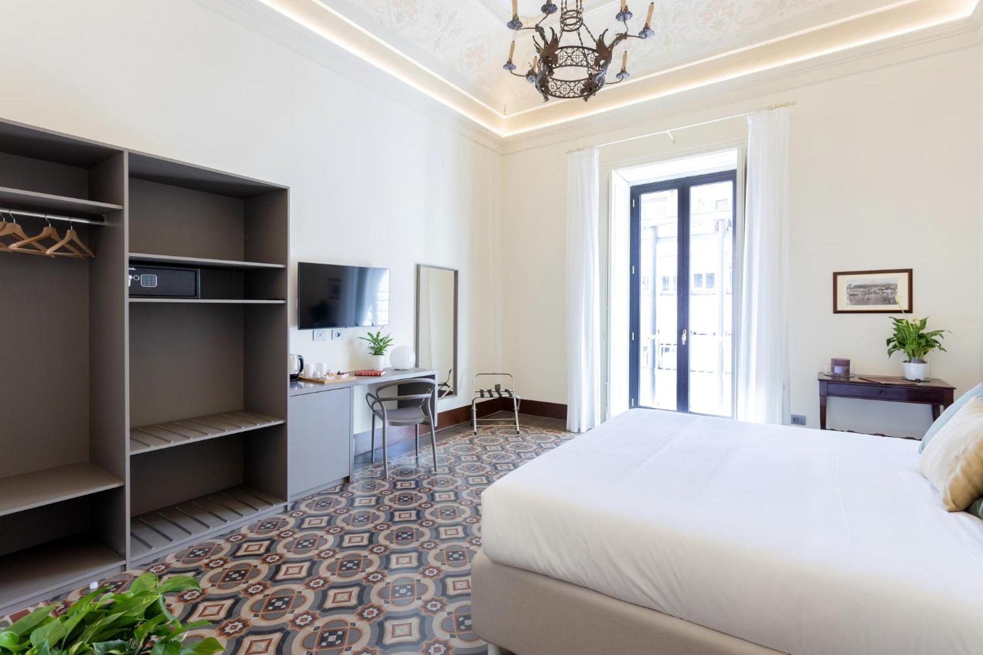 Palazzo Costarelli - Bed And Breakfast Aeroporto di Catania Fontana Rossa Camera foto