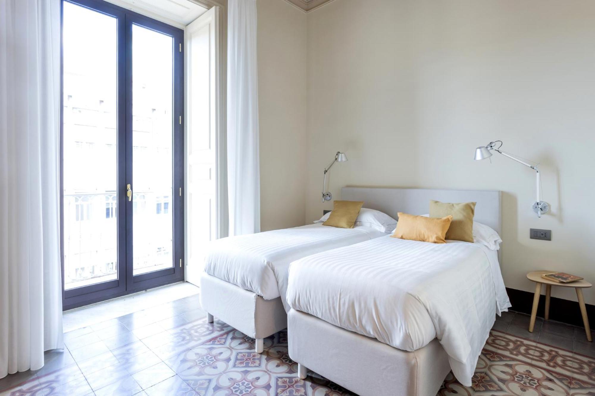 Palazzo Costarelli - Bed And Breakfast Aeroporto di Catania Fontana Rossa Camera foto