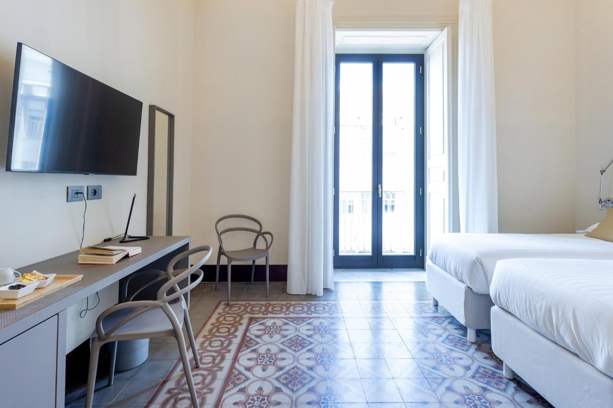 Palazzo Costarelli - Bed And Breakfast Aeroporto di Catania Fontana Rossa Camera foto